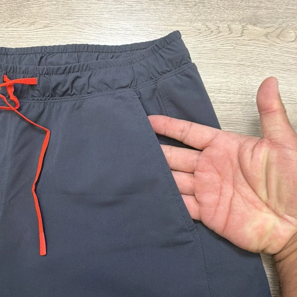 Wolaco Warren Shorts Mens M Blue Red 7